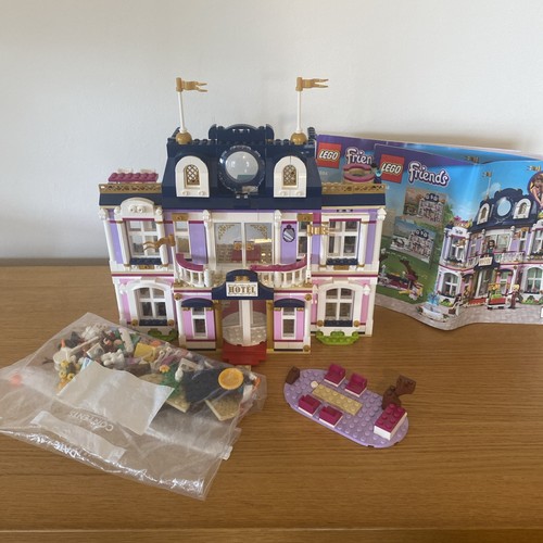Lego friends heartlake city - friends:,