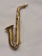 9 Carat Gold Saxophone Brooch