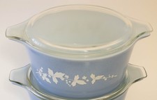 Rare Vintage Pyrex Azure Blue