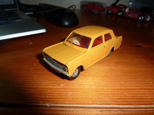 Dinky toys vauxhall - dinky,
