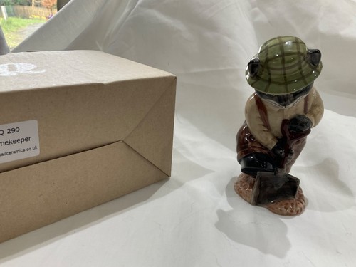 Quail pottery figure a - figure,