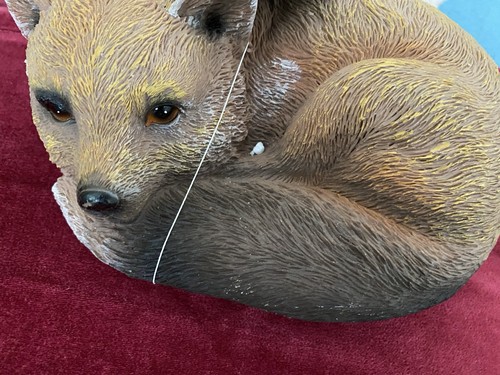 Fox lying down resin garden - ,