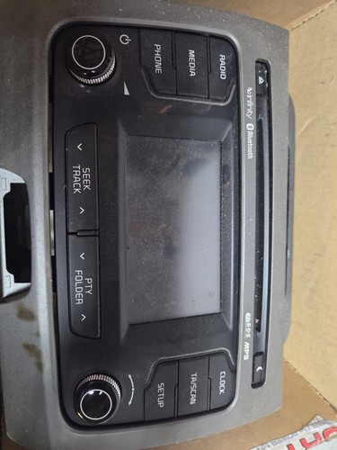 Kia sportage radio - kia,