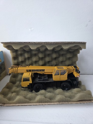 Conrad liebherr ltm - conrad, metal