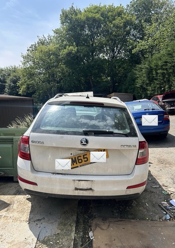 Skoda octavia mk3 door - skoda,
