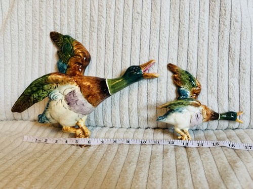 Two vintage 1960 - two, flying