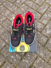 Heelys Wheeled Shoes Size 1