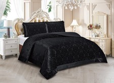 3 Piece Luxury Bedspread