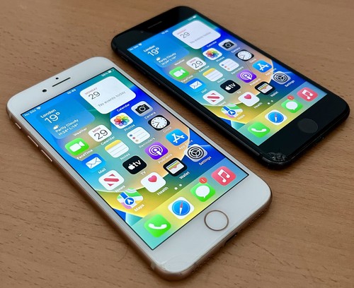 Apple iphone job - job, lot