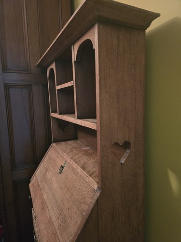 Nice solid oak cottage style - nice,