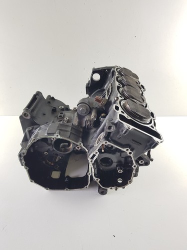 Engine case cylinder piston - /,