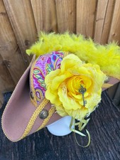 Bright Beige Yellow Wool Tricorn Pirate Hat Renaissance Keys Feathers 57cm (24)