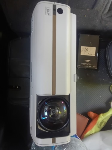 Toshiba tdp sb20 dlp projector - tdp-sb20,