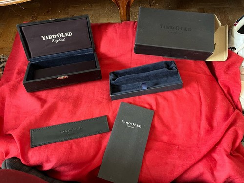 Empty box for yard - empty,