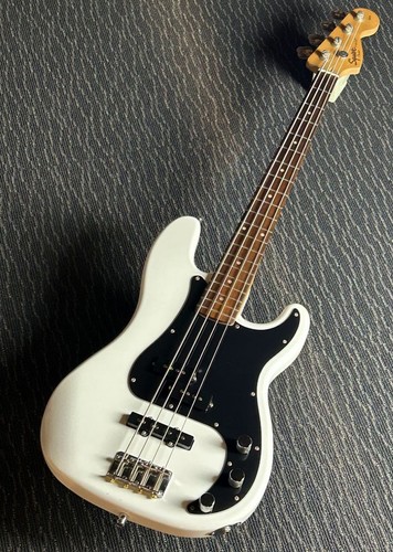 Squier fender bass - bass, used