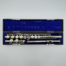 YAMAHA YFL-23 Flute Second hand NICKEL SILVER INSTRUMENT with case From JAPAN