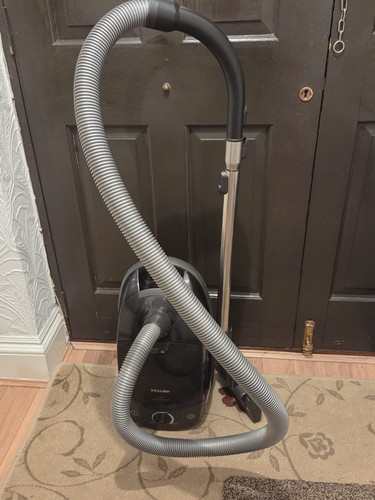 Miele s571 black vacuum - black,