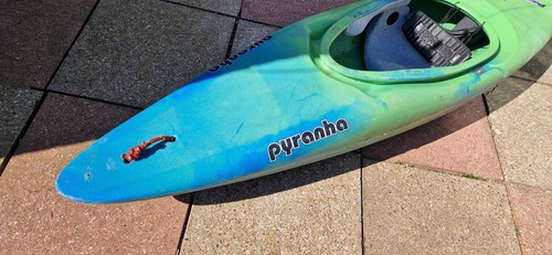 Pyranha acrobat kayak - acrobat,