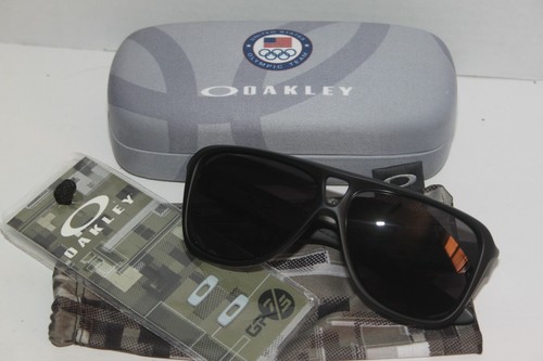New oakley dispatch digital - oakley, ii