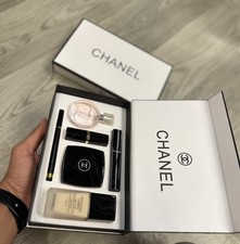 CHANEL Luxury Gift