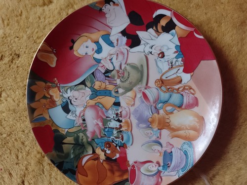 Disney alice wonderland - alice,