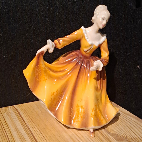 Royal doulton kirsty - doulton, 2381