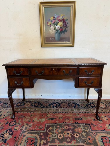 Quality carved mahogany - quality,