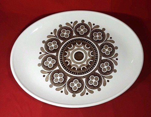Ironstone roulette hostess - ironstone,