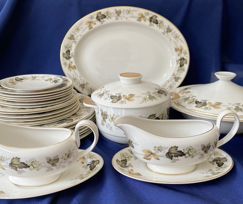 Royal doulton larchmont - doulton, dinner