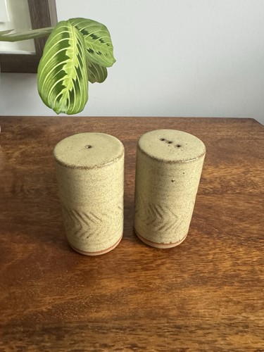 Vintage tremar salt and pepper - and,