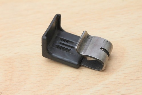 Mud flap clip jaguar xj6 - mud,