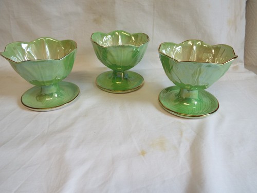 Three green maling harlequin - three,