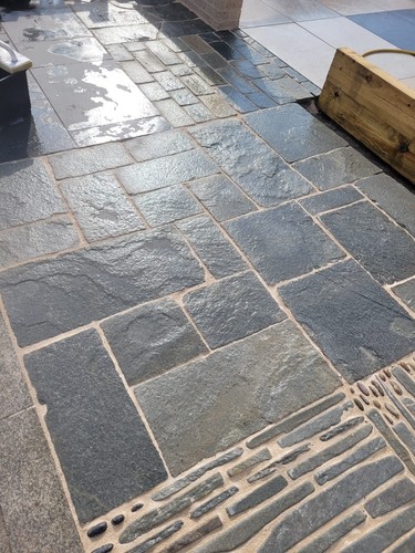 Yorkstone cathederal - /,