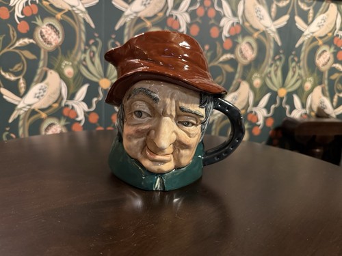 Royal doulton character toby - royal,
