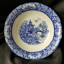 A 1930's OLDE ALTON Ware