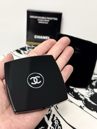 Chanel mirror with original - with,