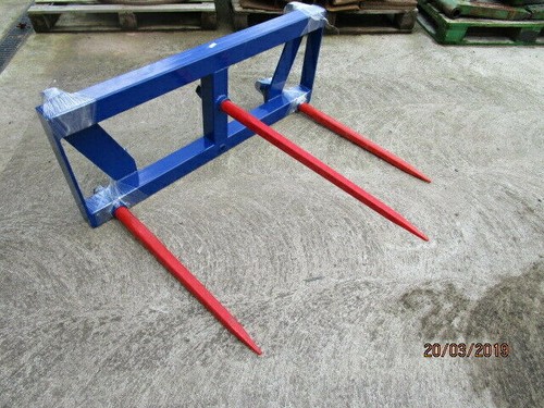 Heavy duty bale spike - duty, carrier
