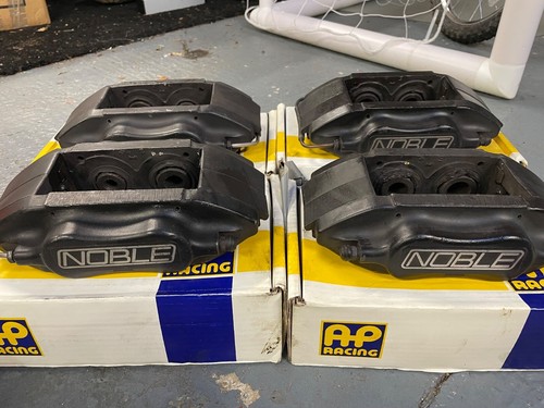 Noble m12 m400 racing brake - noble,