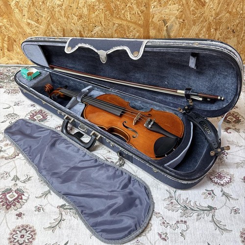 Yamaha violin 2 size - 7, 1/2