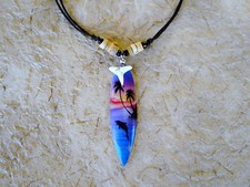 SHARK TOOTH WOODEN SURFBOARD NECKLACE BEACH SURFER PENDANT NEW BEADS / n089gy