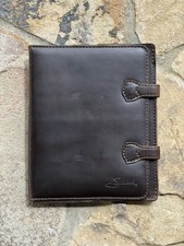 Saddleback Leather Co. Tablet