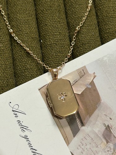 Gold locket necklace octagon - gold,