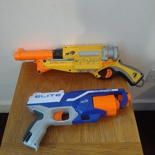 Nerf gun bundle - gun,