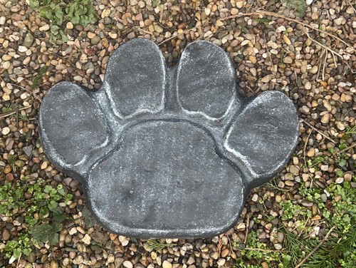 Stone garden large paw print - stone,