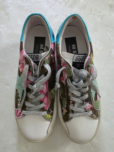 Golden goose limited edition - golden,