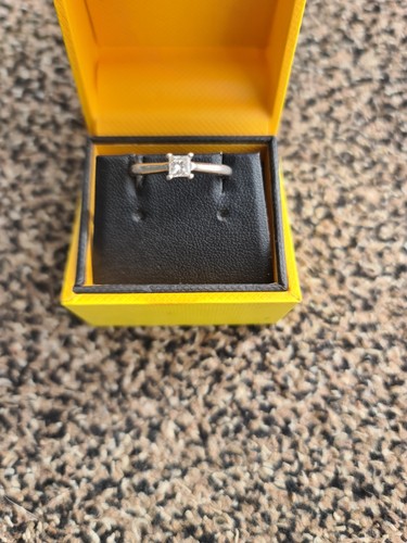 Leo platinum diamond square - diamond,