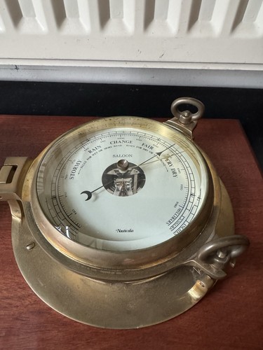 Nauticalia brass porthole - brass,