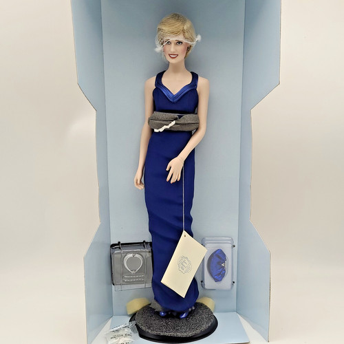 Franklin mint diana princess - mint,