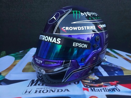 Lewis hamilton mercedes - hamilton,