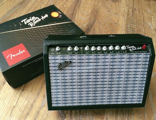 Fender twin reverb inch - 10,